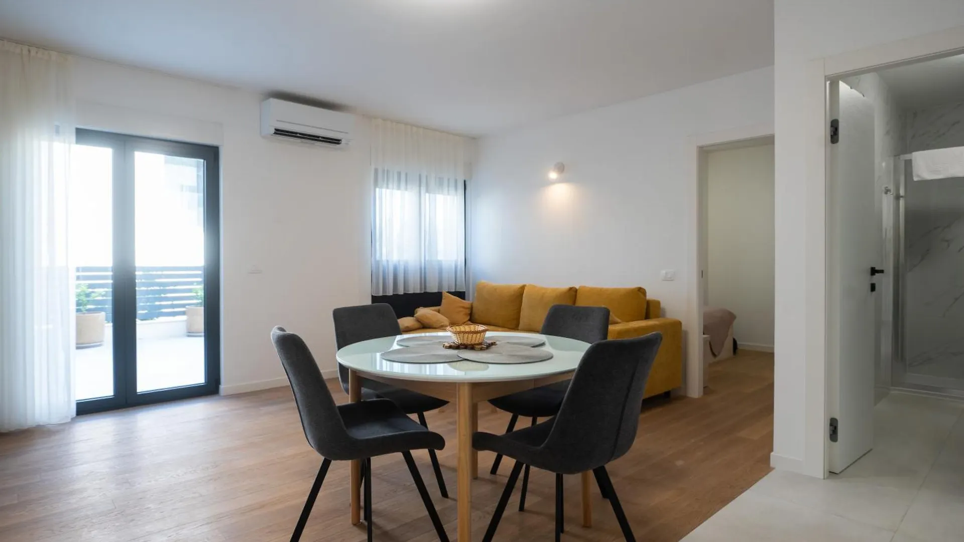 Apartment Mali & Veli Zadar