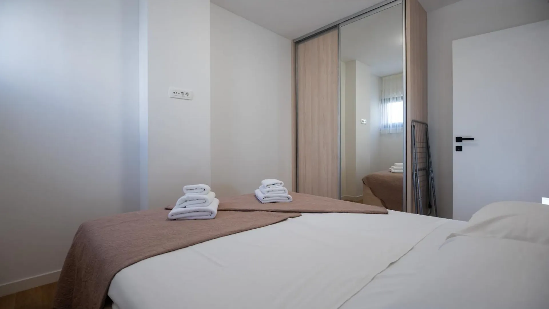 Apartment Mali & Veli Zadar 0*,